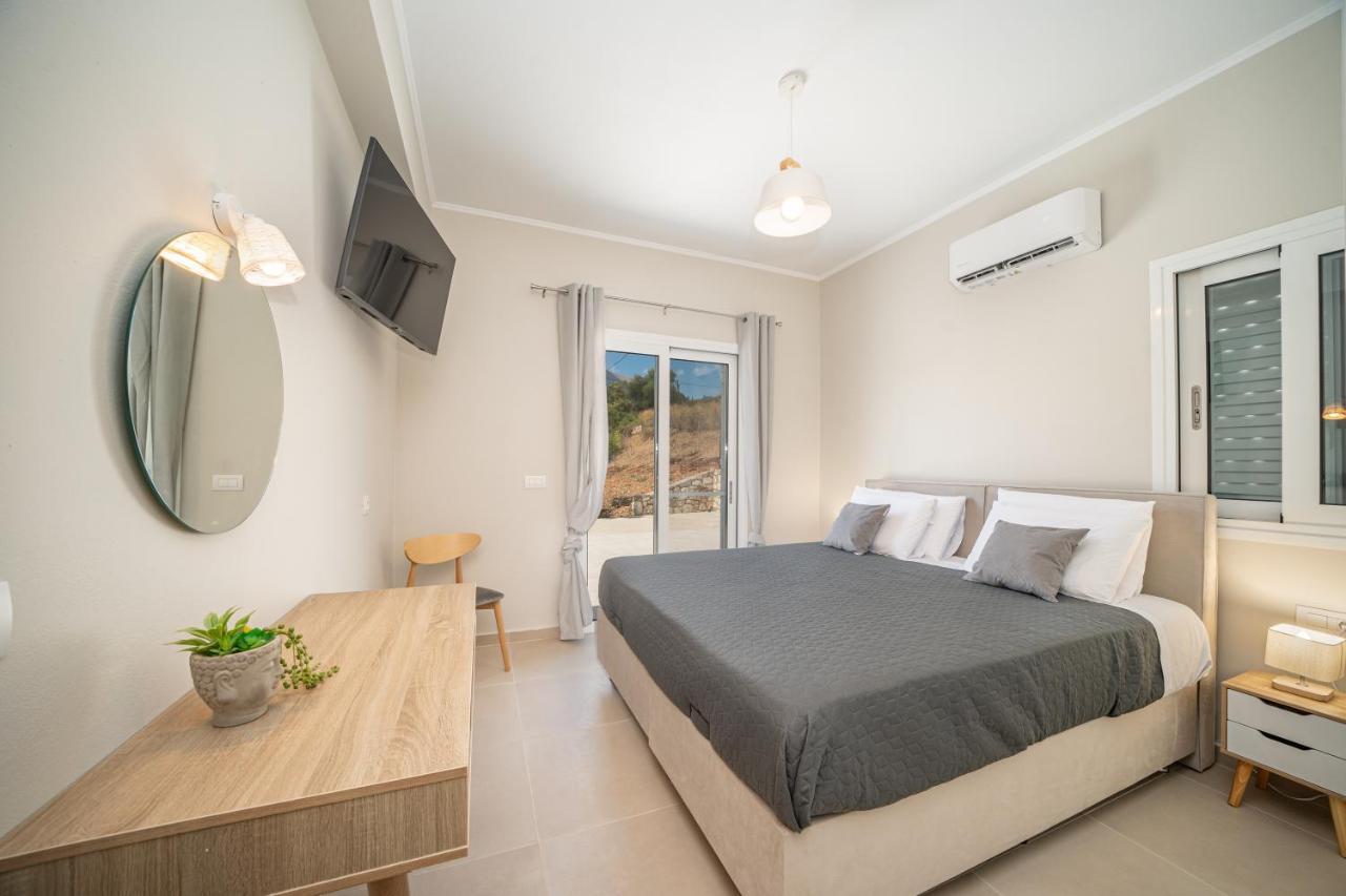 Maritina'S Apartments Amazing Sea View Agia Efimia Exterior photo